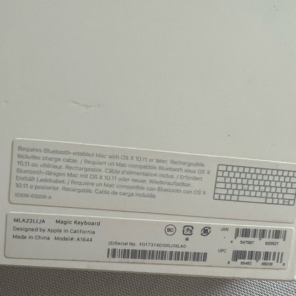 Apple Wireless Keyboard - Picture 7 of 10